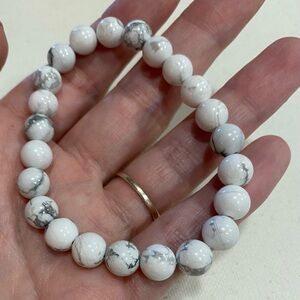 Howlite - White Marble Beaded Bracelet - Approx 6-7mm